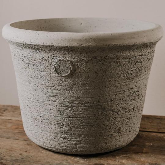 mediteransky vonkajsi kvetinac mrazuvzdorny rustikalny taliansky toskansky kvetinac atmosfericky zahradny kvetinac klasicka amfora vchod dekoracia lameridiana interierovy obchod.jpg